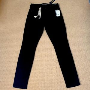 Lucky Brand Sofia Skinny super stretch black denim